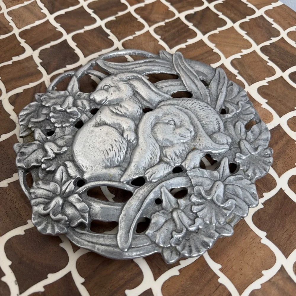 Vintage Arthur Court Peltrina Rabbit Floral Aluminum Trivets Set of 2 Argentina